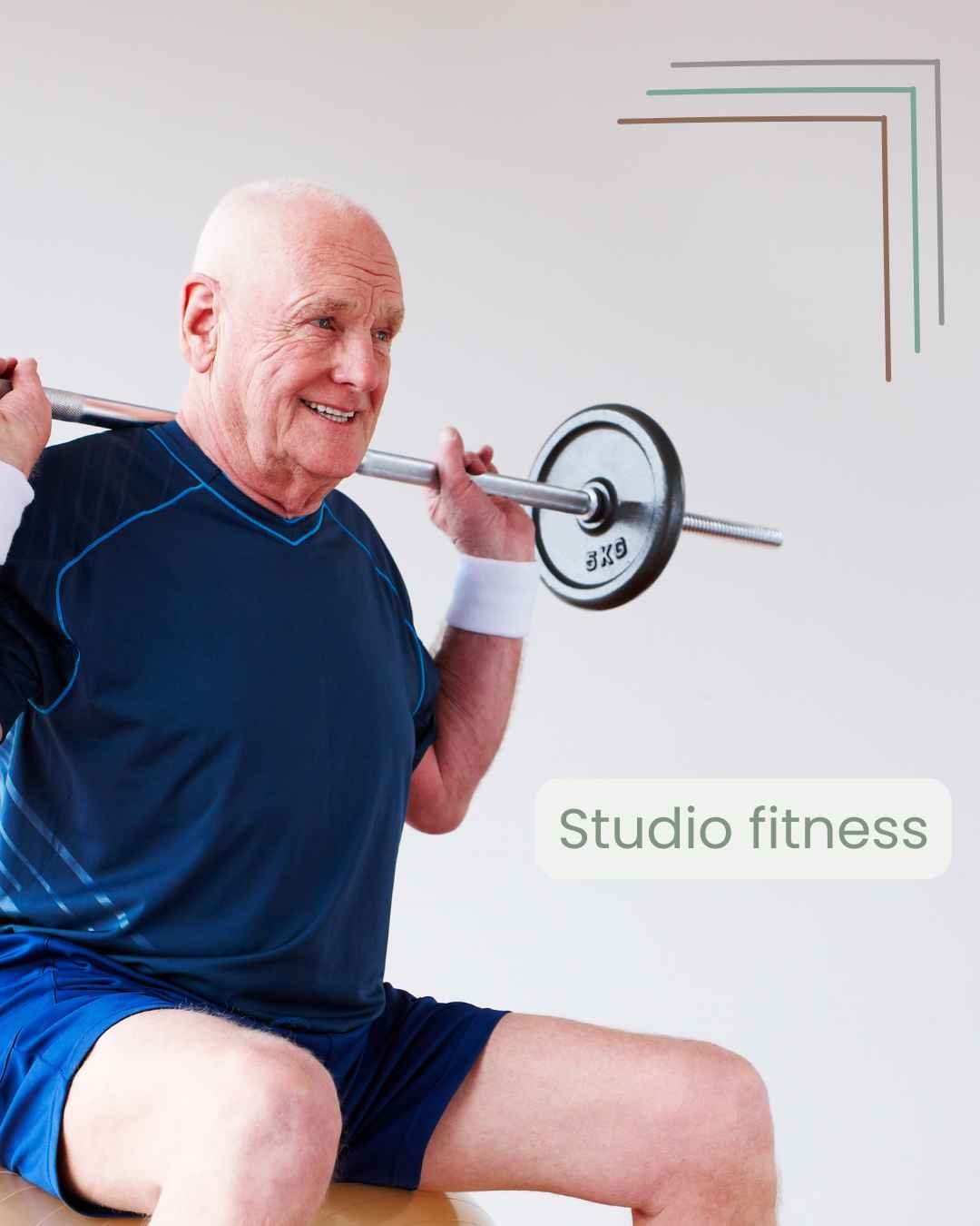 Encontre um studio fitness com personal em Porto Alegre para praticar musculação e treinamento funcional com orientação personalizada e grupos reduzidos.